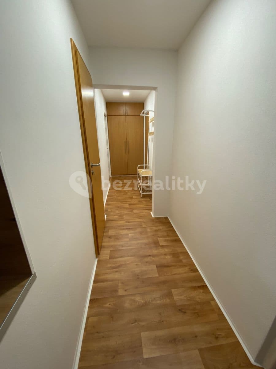 3 bedroom flat to rent, 74 m², Pod Soudním vrchem, Znojmo, Jihomoravský Region 3 bedroom flat to rent, 74 m², Pod Soudním vrchem, Znojmo, Jihomoravský Region
