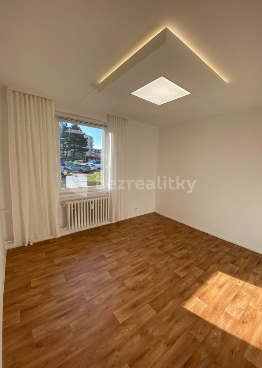 3 bedroom flat to rent, 74 m², Pod Soudním vrchem, Znojmo, Jihomoravský Region 3 bedroom flat to rent, 74 m², Pod Soudním vrchem, Znojmo, Jihomoravský Region