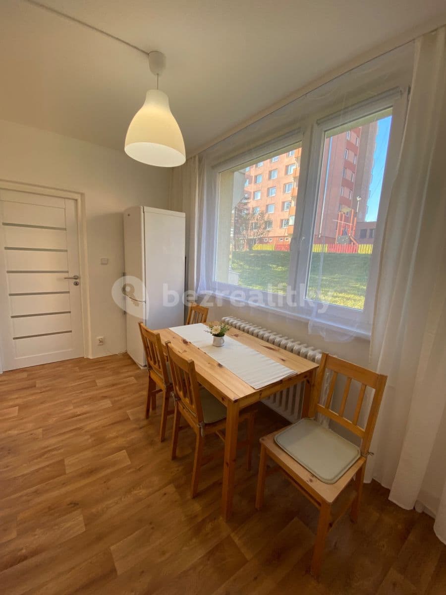 3 bedroom flat to rent, 74 m², Pod Soudním vrchem, Znojmo, Jihomoravský Region 3 bedroom flat to rent, 74 m², Pod Soudním vrchem, Znojmo, Jihomoravský Region
