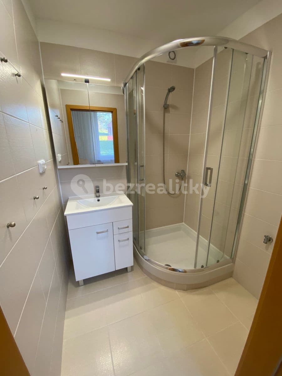 3 bedroom flat to rent, 74 m², Pod Soudním vrchem, Znojmo, Jihomoravský Region 3 bedroom flat to rent, 74 m², Pod Soudním vrchem, Znojmo, Jihomoravský Region