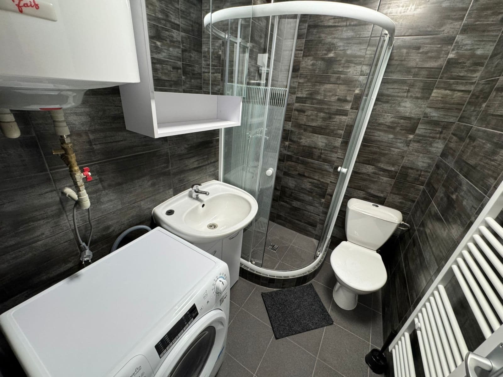 2 bedroom with open-plan kitchen flat to rent, 70 m², Hlubočepská, Prague, Prague 2 bedroom with open-plan kitchen flat to rent, 70 m², Hlubočepská, Prague, Prague