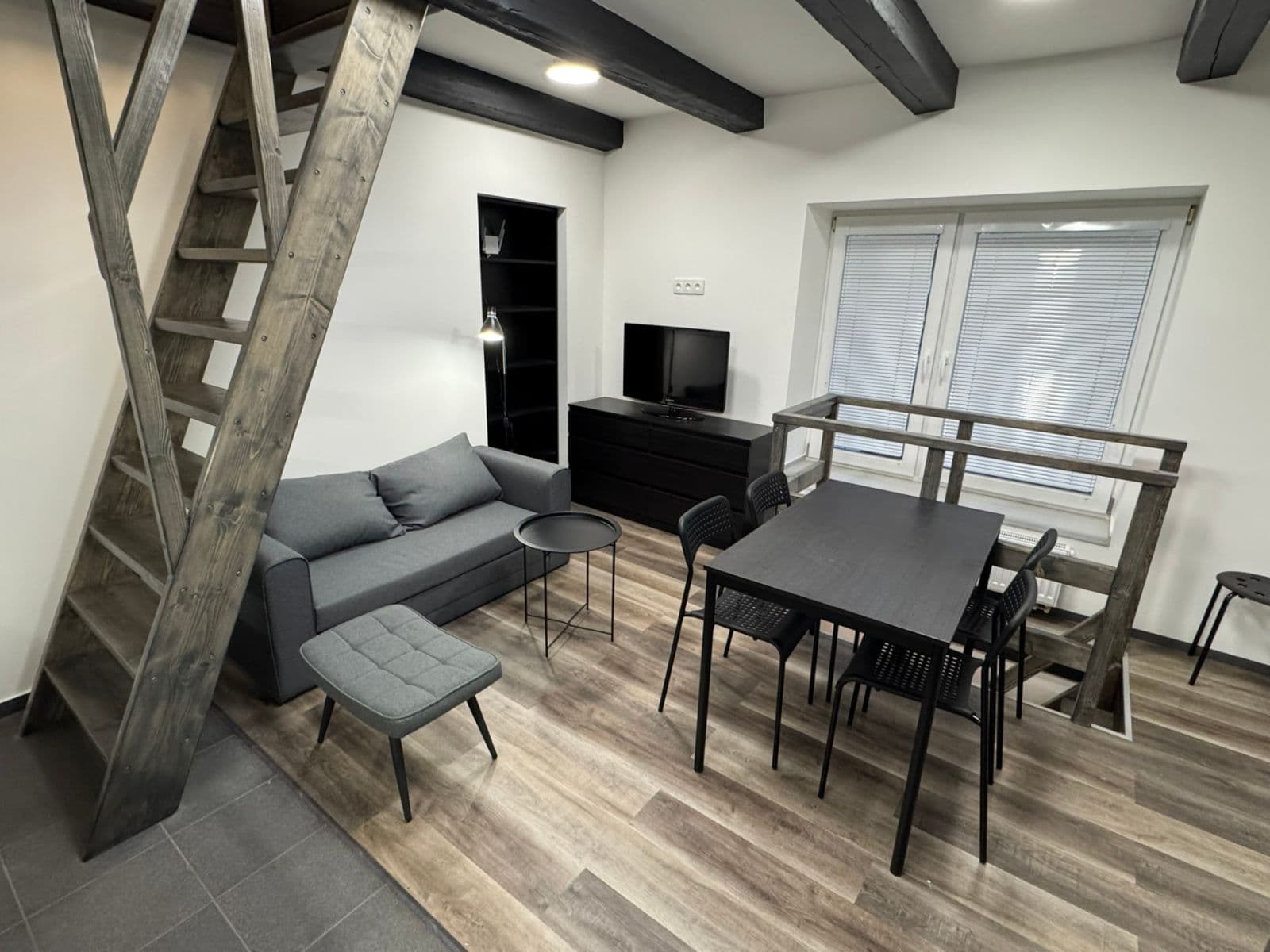 2 bedroom with open-plan kitchen flat to rent, 70 m², Hlubočepská, Prague, Prague 2 bedroom with open-plan kitchen flat to rent, 70 m², Hlubočepská, Prague, Prague