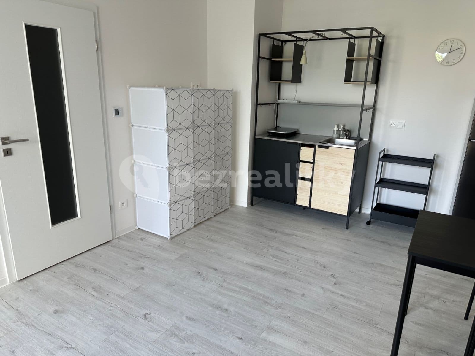 Studio flat to rent, 36 m², Na Jíkalce, Plzeň, Plzeňský Region Studio flat to rent, 36 m², Na Jíkalce, Plzeň, Plzeňský Region