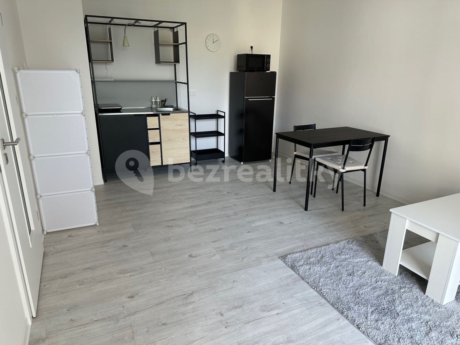 Studio flat to rent, 36 m², Na Jíkalce, Plzeň, Plzeňský Region Studio flat to rent, 36 m², Na Jíkalce, Plzeň, Plzeňský Region