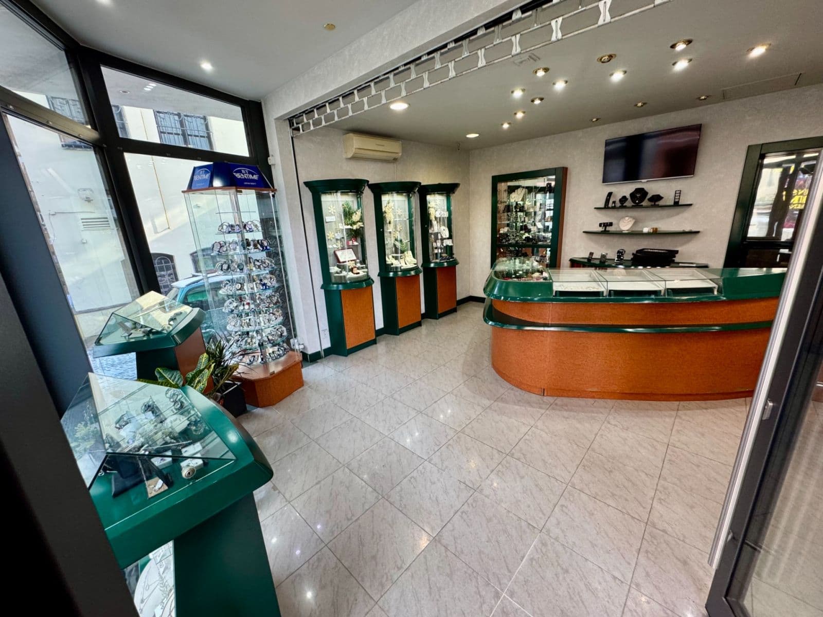 non-residential property to rent, 23 m², 17. listopadu, Ústí nad Orlicí, Pardubický Region non-residential property to rent, 23 m², 17. listopadu, Ústí nad Orlicí, Pardubický Region