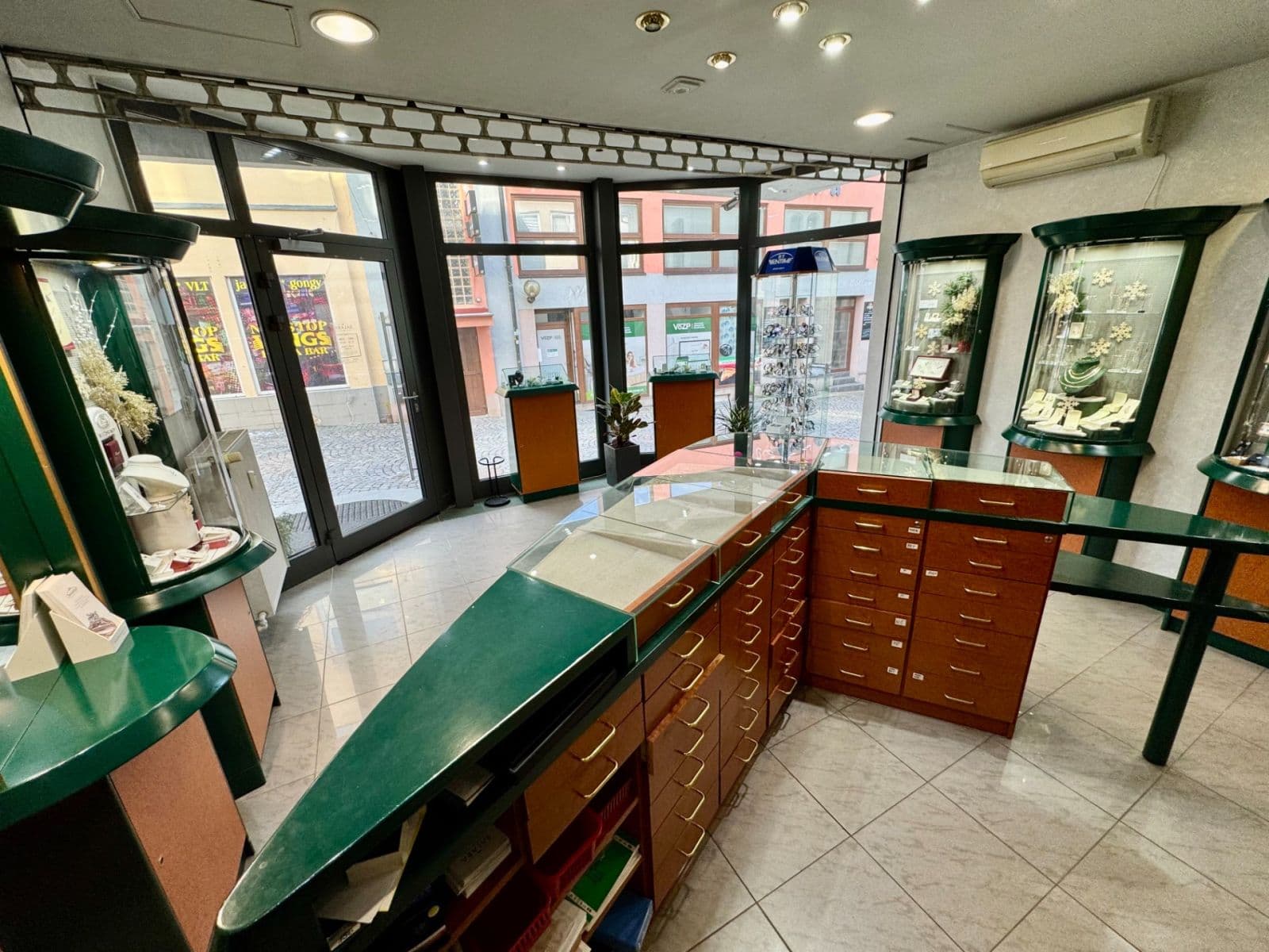 non-residential property to rent, 23 m², 17. listopadu, Ústí nad Orlicí, Pardubický Region non-residential property to rent, 23 m², 17. listopadu, Ústí nad Orlicí, Pardubický Region