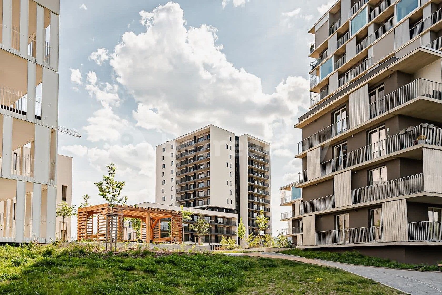 1 bedroom with open-plan kitchen flat to rent, 66 m², Mezi Vodami, Prague, Prague 1 bedroom with open-plan kitchen flat to rent, 66 m², Mezi Vodami, Prague, Prague