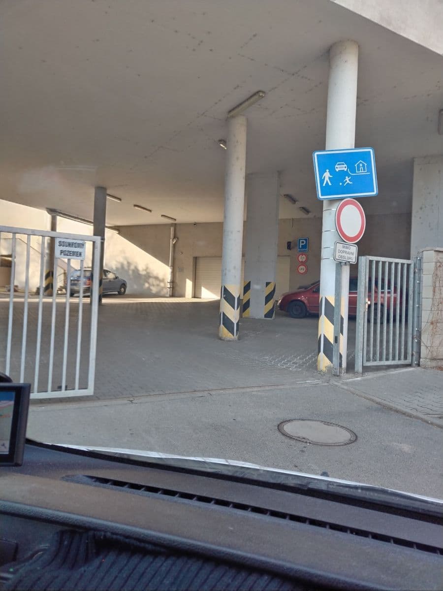 garage to rent, 17 m², Prague, Prague garage to rent, 17 m², Prague, Prague