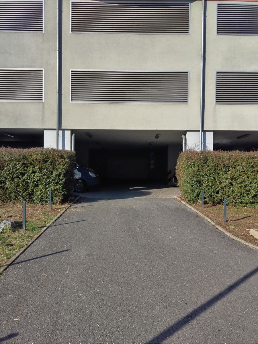 garage to rent, 17 m², Prague, Prague garage to rent, 17 m², Prague, Prague