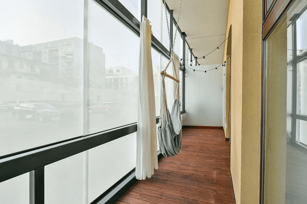 1 bedroom with open-plan kitchen flat to rent, 78 m², Šaldova, Prague, Prague 1 bedroom with open-plan kitchen flat to rent, 78 m², Šaldova, Prague, Prague