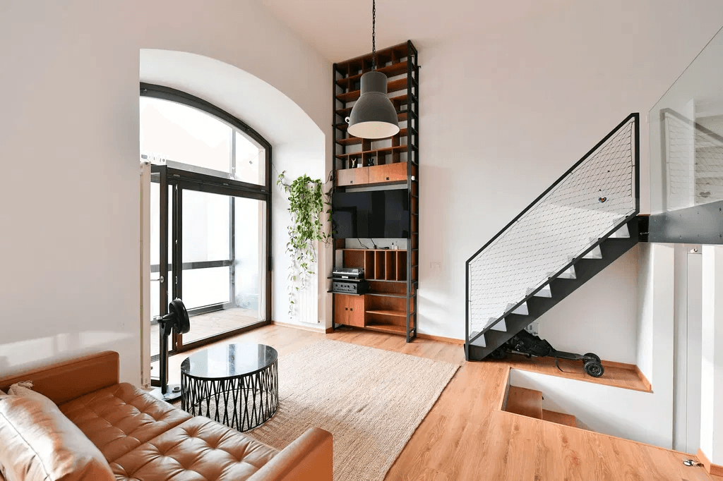 1 bedroom with open-plan kitchen flat to rent, 78 m², Šaldova, Prague, Prague 1 bedroom with open-plan kitchen flat to rent, 78 m², Šaldova, Prague, Prague