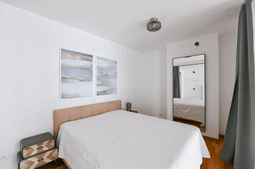 1 bedroom with open-plan kitchen flat to rent, 78 m², Šaldova, Prague, Prague 1 bedroom with open-plan kitchen flat to rent, 78 m², Šaldova, Prague, Prague