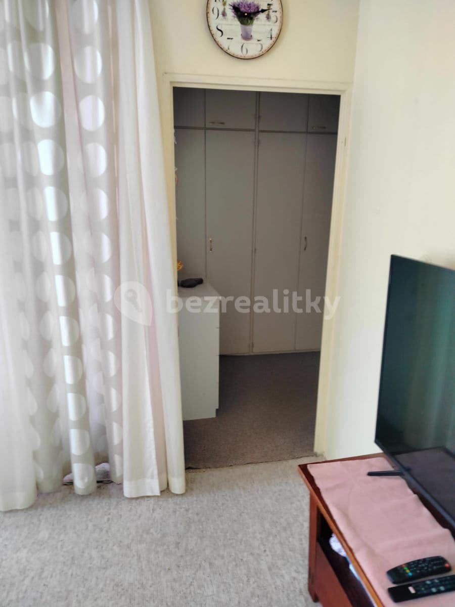 Studio flat to rent, 43 m², Lacinova, Kladno, Středočeský Region Studio flat to rent, 43 m², Lacinova, Kladno, Středočeský Region