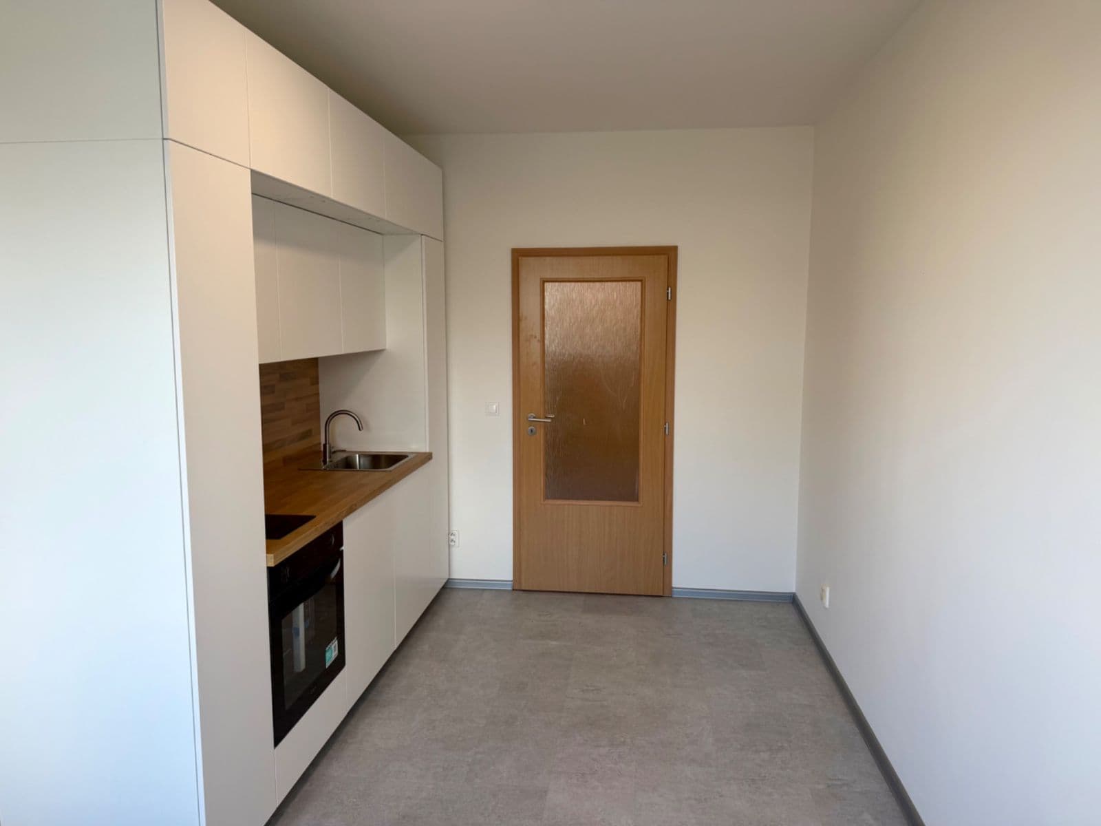 Studio flat to rent, 35 m², Federova, Prague, Prague Studio flat to rent, 35 m², Federova, Prague, Prague