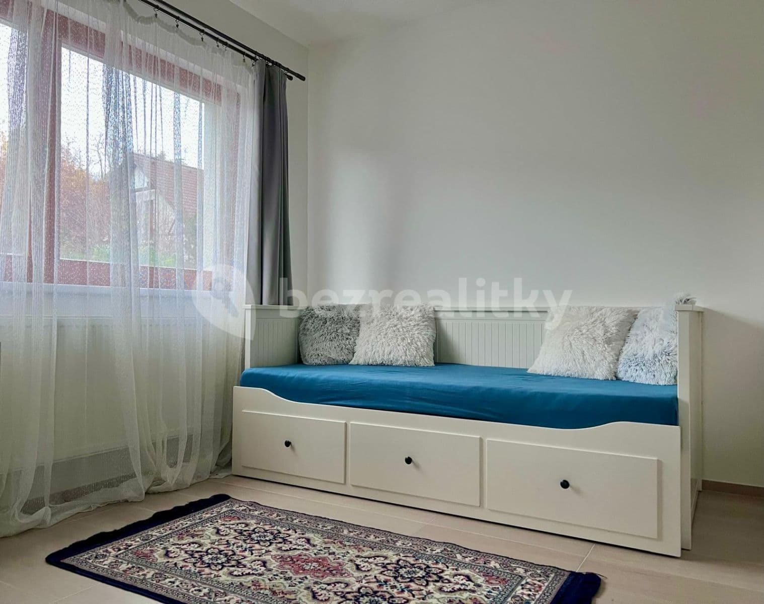 Studio flat to rent, 32 m², Tuchoměřice, Středočeský Region Studio flat to rent, 32 m², Tuchoměřice, Středočeský Region