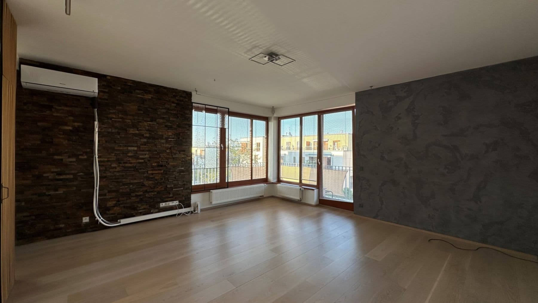 1 bedroom with open-plan kitchen flat to rent, 57 m², Pickova, Prague, Prague 1 bedroom with open-plan kitchen flat to rent, 57 m², Pickova, Prague, Prague