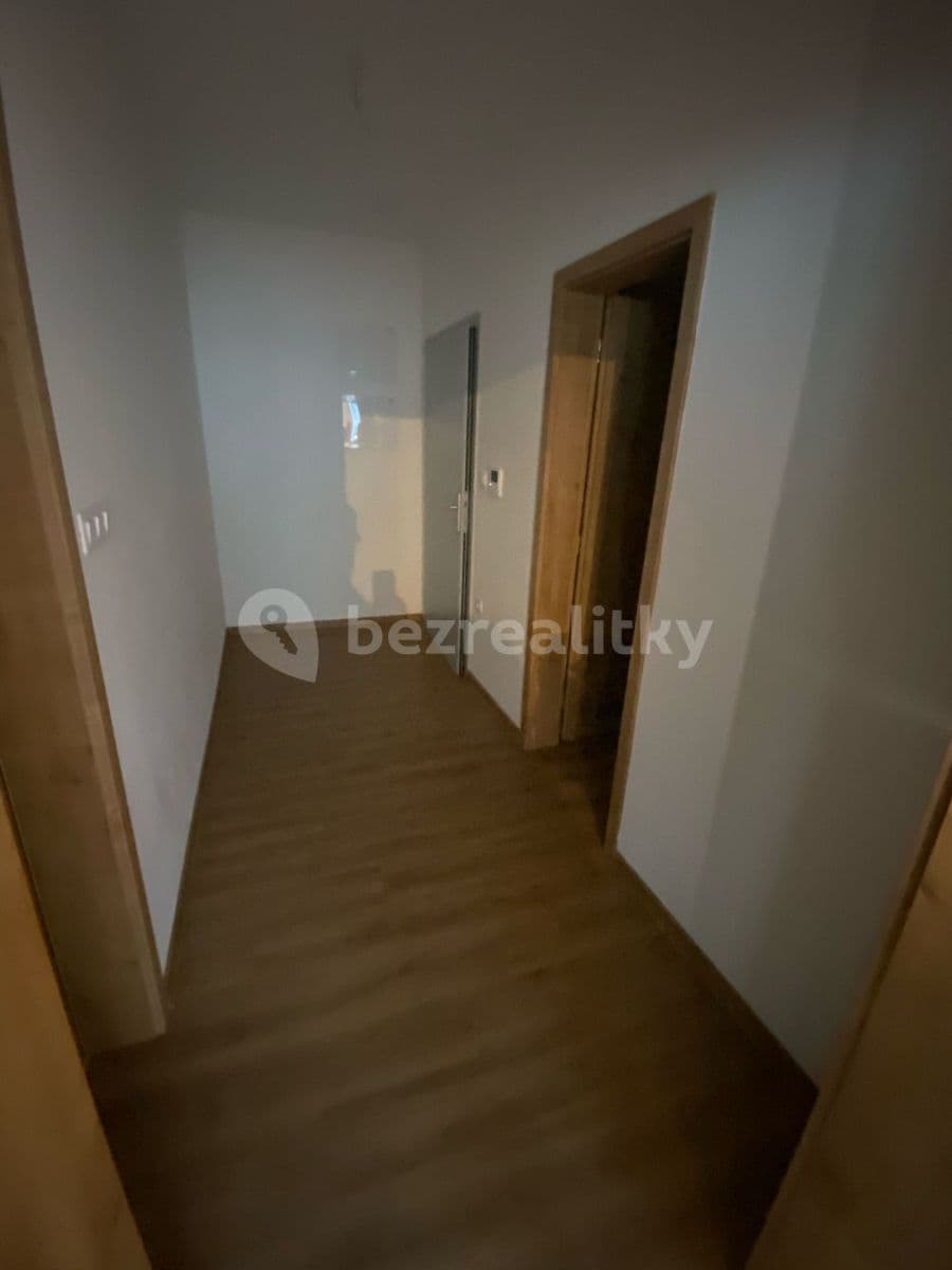 1 bedroom with open-plan kitchen flat to rent, 62 m², Moravské Budějovice, Vysočina Region 1 bedroom with open-plan kitchen flat to rent, 62 m², Moravské Budějovice, Vysočina Region