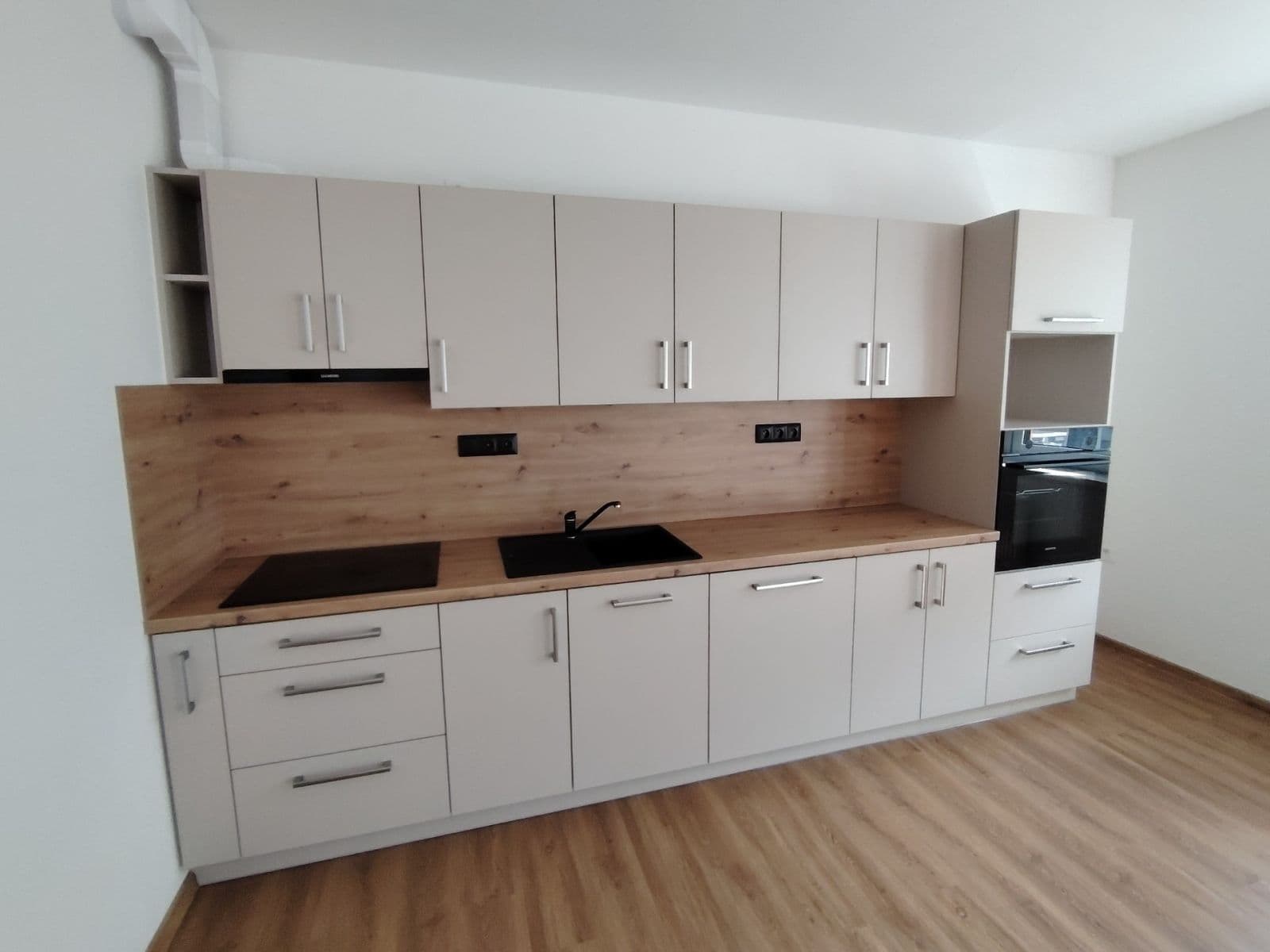 1 bedroom with open-plan kitchen flat to rent, 62 m², Moravské Budějovice, Vysočina Region 1 bedroom with open-plan kitchen flat to rent, 62 m², Moravské Budějovice, Vysočina Region