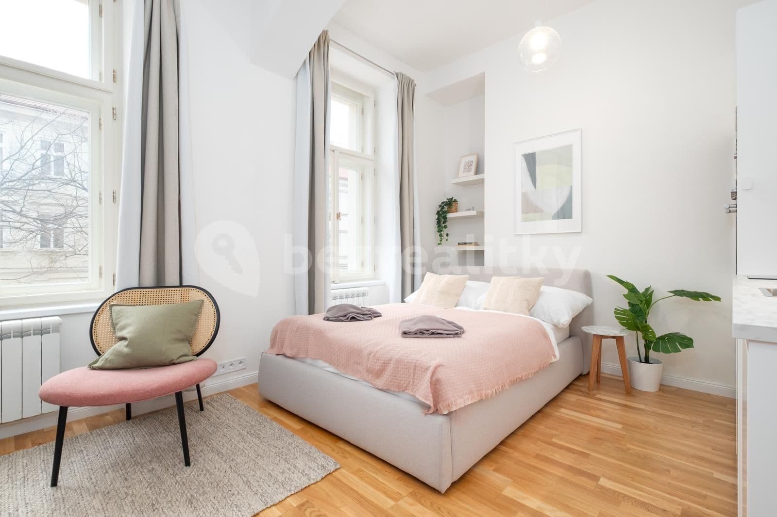 Studio flat to rent, 30 m², Vítkova, Prague, Prague Studio flat to rent, 30 m², Vítkova, Prague, Prague