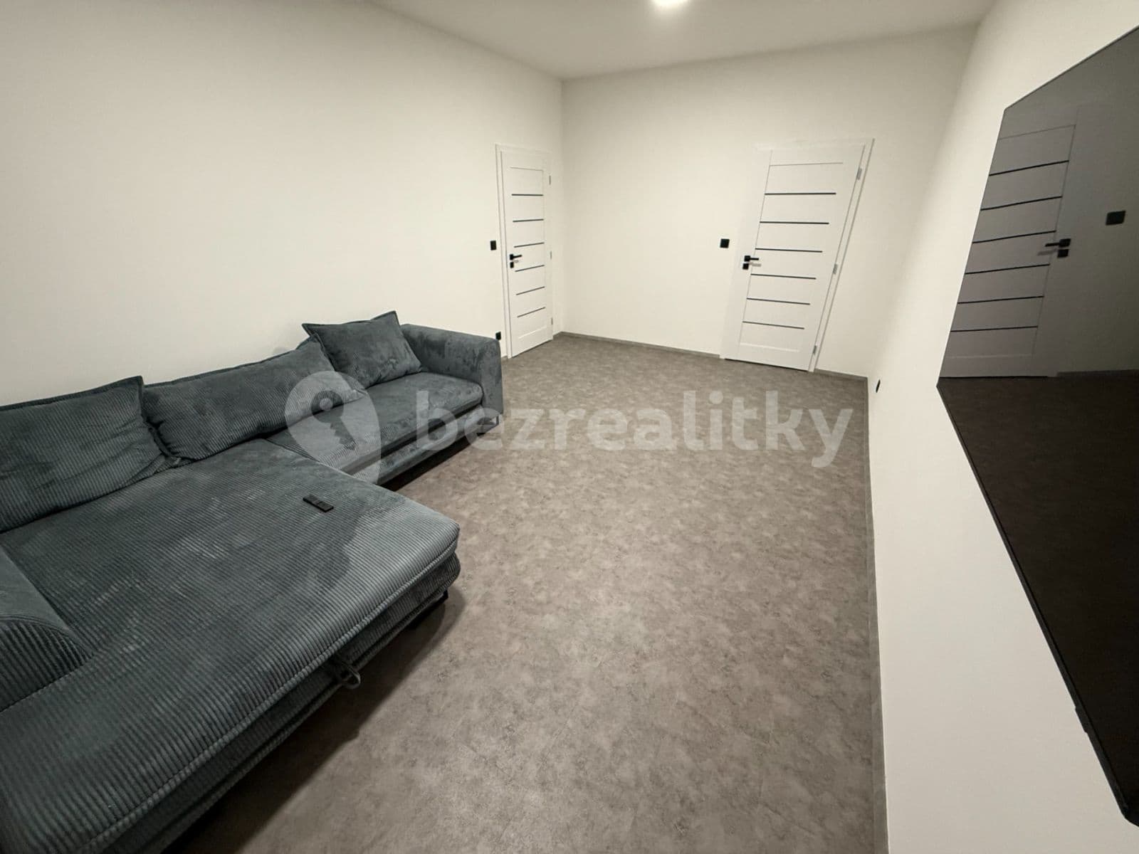 2 bedroom flat to rent, 60 m², Lorencova, Zlín, Zlínský Region 2 bedroom flat to rent, 60 m², Lorencova, Zlín, Zlínský Region