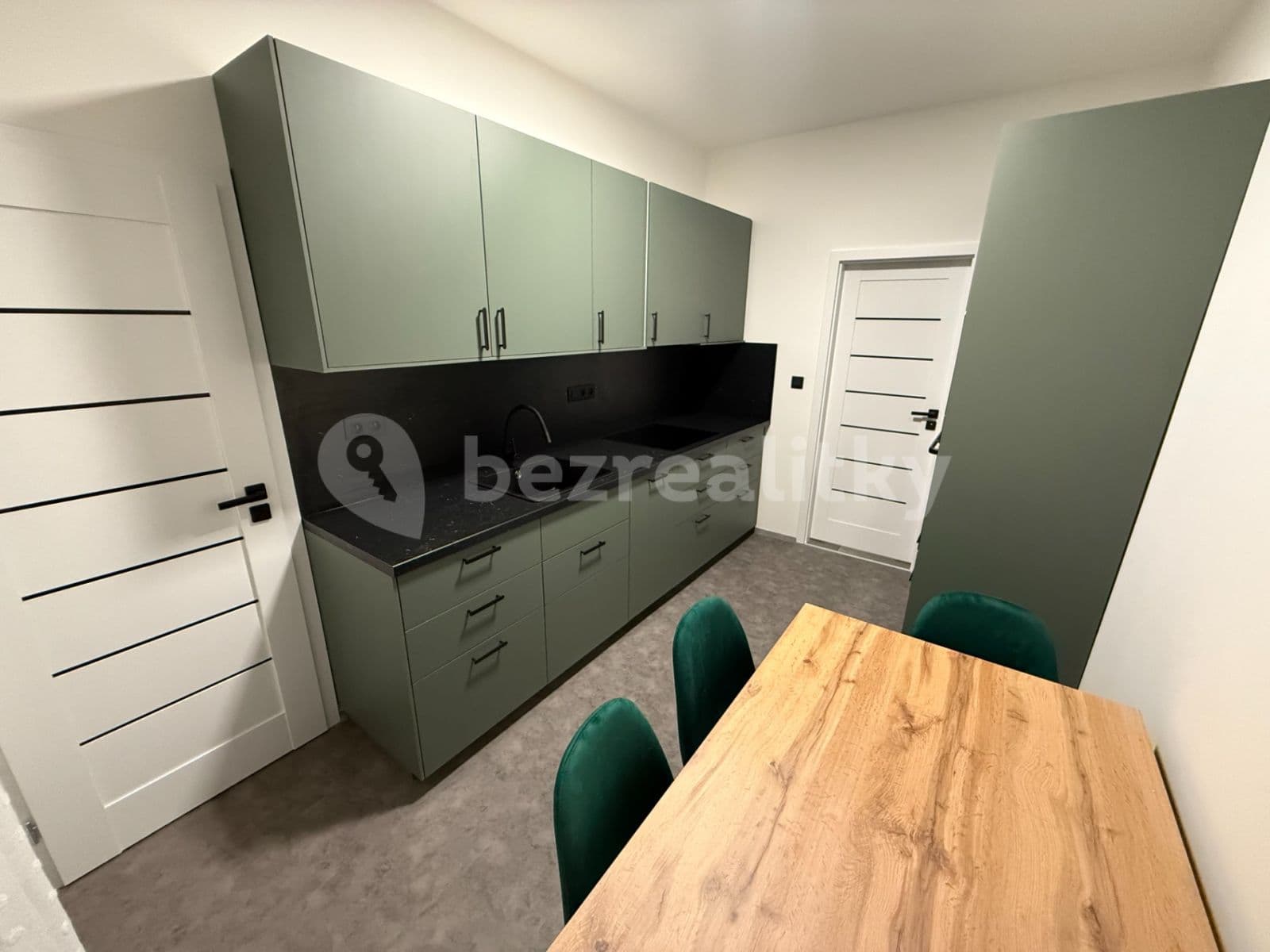 2 bedroom flat to rent, 60 m², Lorencova, Zlín, Zlínský Region 2 bedroom flat to rent, 60 m², Lorencova, Zlín, Zlínský Region