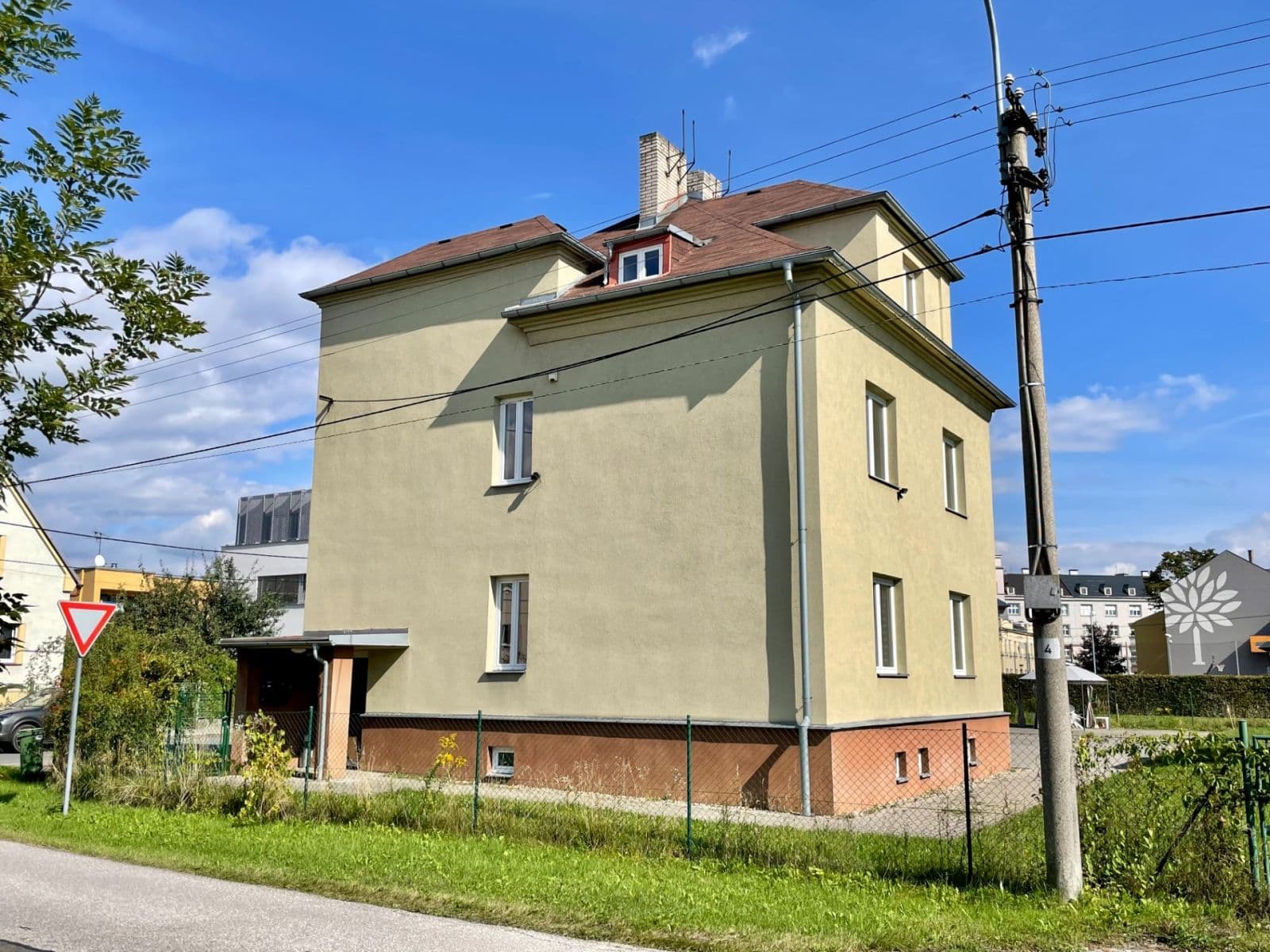 1 bedroom with open-plan kitchen flat to rent, 71 m², Rostislavova, Ostrava, Moravskoslezský Region 1 bedroom with open-plan kitchen flat to rent, 71 m², Rostislavova, Ostrava, Moravskoslezský Region