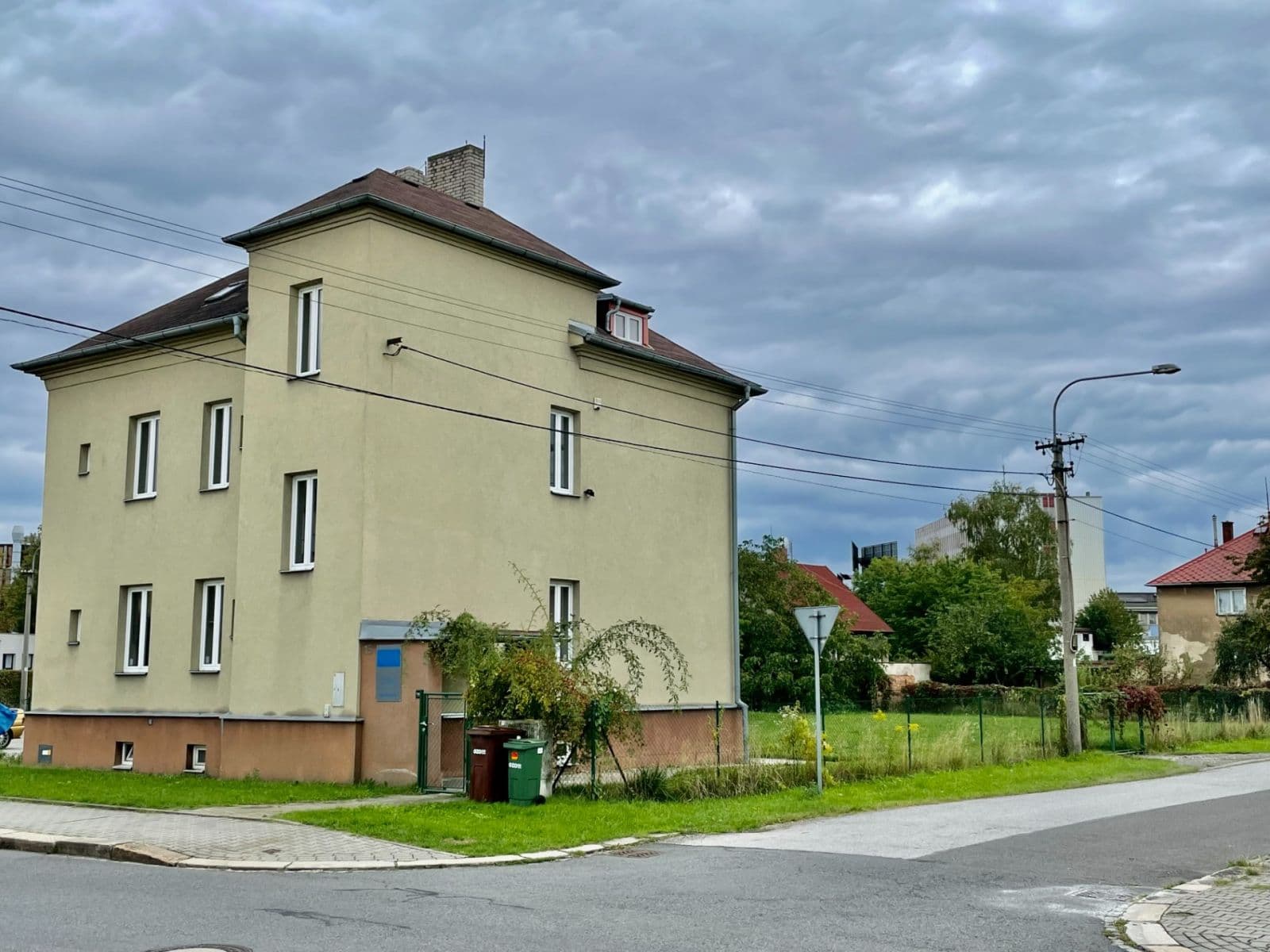 1 bedroom with open-plan kitchen flat to rent, 71 m², Rostislavova, Ostrava, Moravskoslezský Region 1 bedroom with open-plan kitchen flat to rent, 71 m², Rostislavova, Ostrava, Moravskoslezský Region