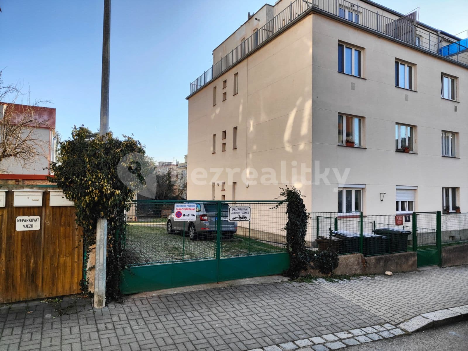 garage to rent, 20 m², Prague, Prague garage to rent, 20 m², Prague, Prague