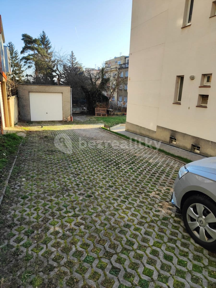 garage to rent, 20 m², Prague, Prague garage to rent, 20 m², Prague, Prague