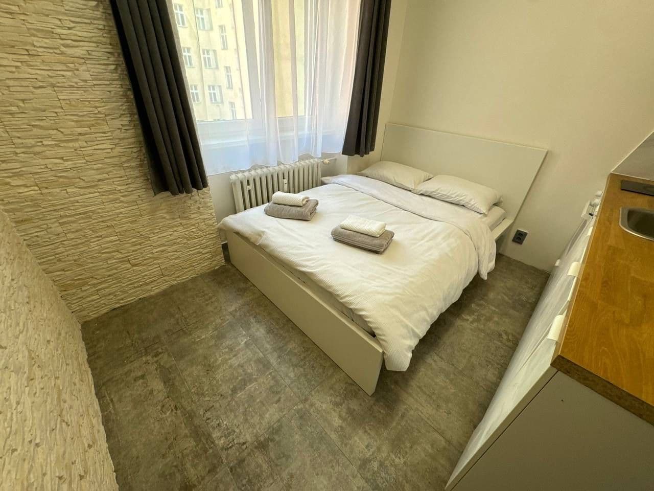 Studio flat to rent, 17 m², Sokolská, Prague, Prague Studio flat to rent, 17 m², Sokolská, Prague, Prague