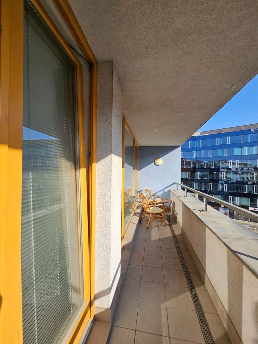 1 bedroom with open-plan kitchen flat to rent, 71 m², Soukenická, Brno, Jihomoravský Region 1 bedroom with open-plan kitchen flat to rent, 71 m², Soukenická, Brno, Jihomoravský Region