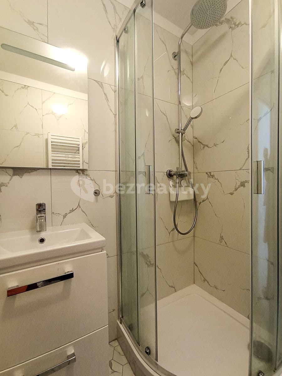 Studio flat to rent, 23 m², Holečkova, Prague, Prague Studio flat to rent, 23 m², Holečkova, Prague, Prague