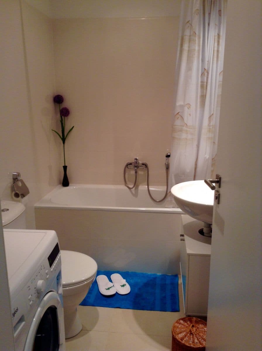 flat to rent, 35 m², Dvacátého osmého pluku, Prague, Prague flat to rent, 35 m², Dvacátého osmého pluku, Prague, Prague