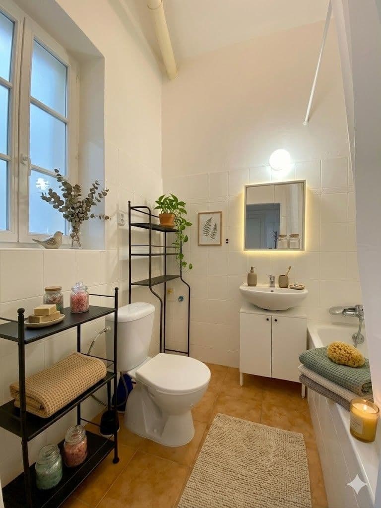 1 bedroom with open-plan kitchen flat to rent, 43 m², náměstí Dr. Václava Holého, Prague, Prague 1 bedroom with open-plan kitchen flat to rent, 43 m², náměstí Dr. Václava Holého, Prague, Prague