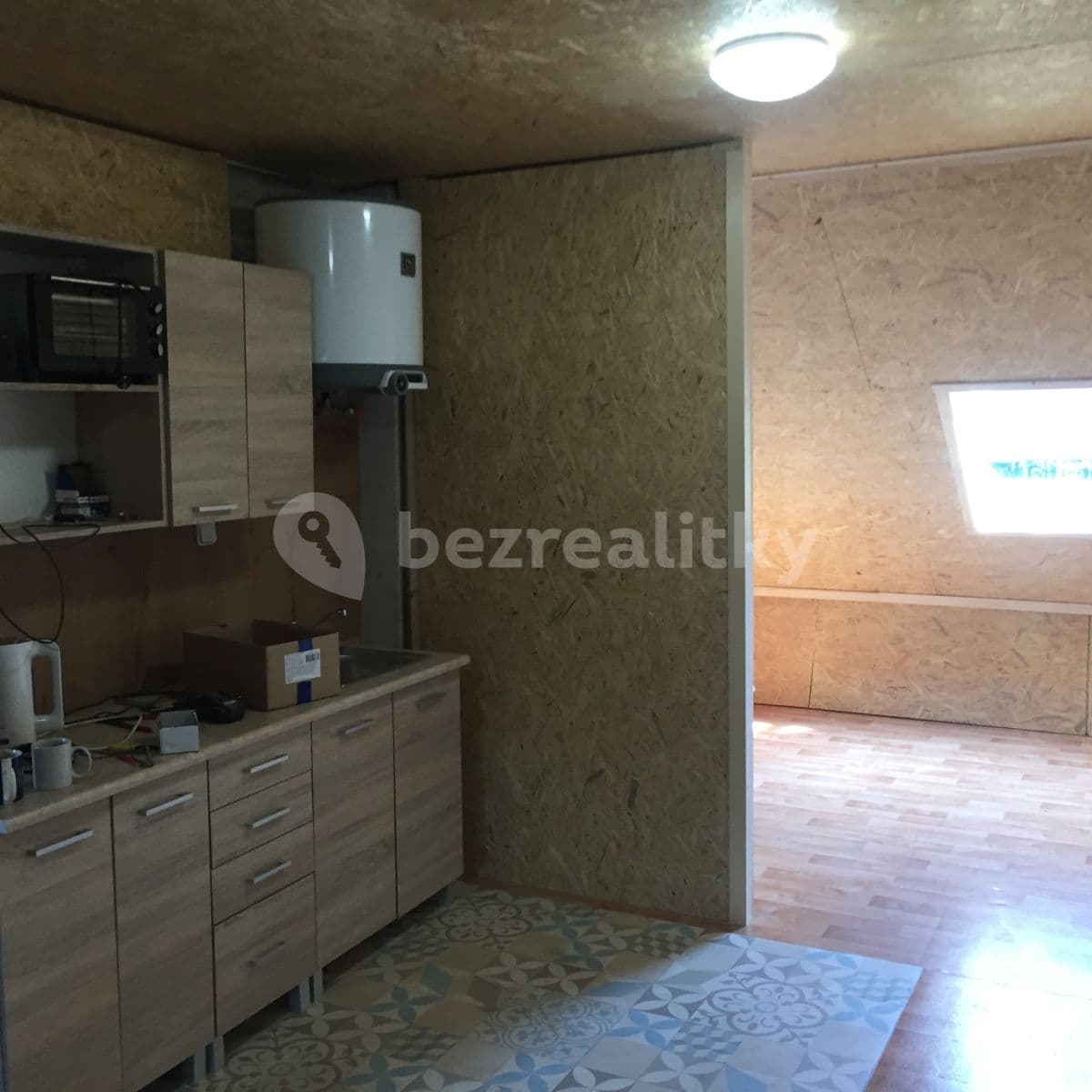 Studio flat to rent, 40 m², Václavské náměstí, Kněževes, Středočeský Region Studio flat to rent, 40 m², Václavské náměstí, Kněževes, Středočeský Region