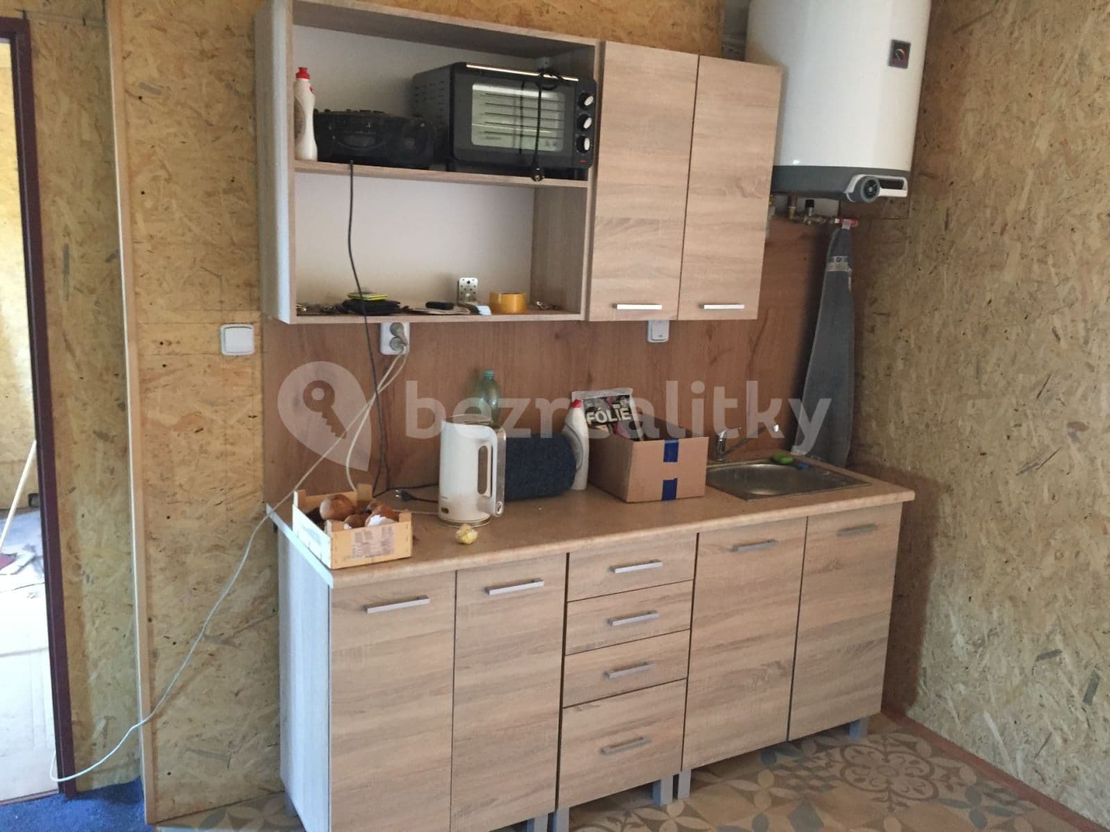 Studio flat to rent, 40 m², Václavské náměstí, Kněževes, Středočeský Region Studio flat to rent, 40 m², Václavské náměstí, Kněževes, Středočeský Region