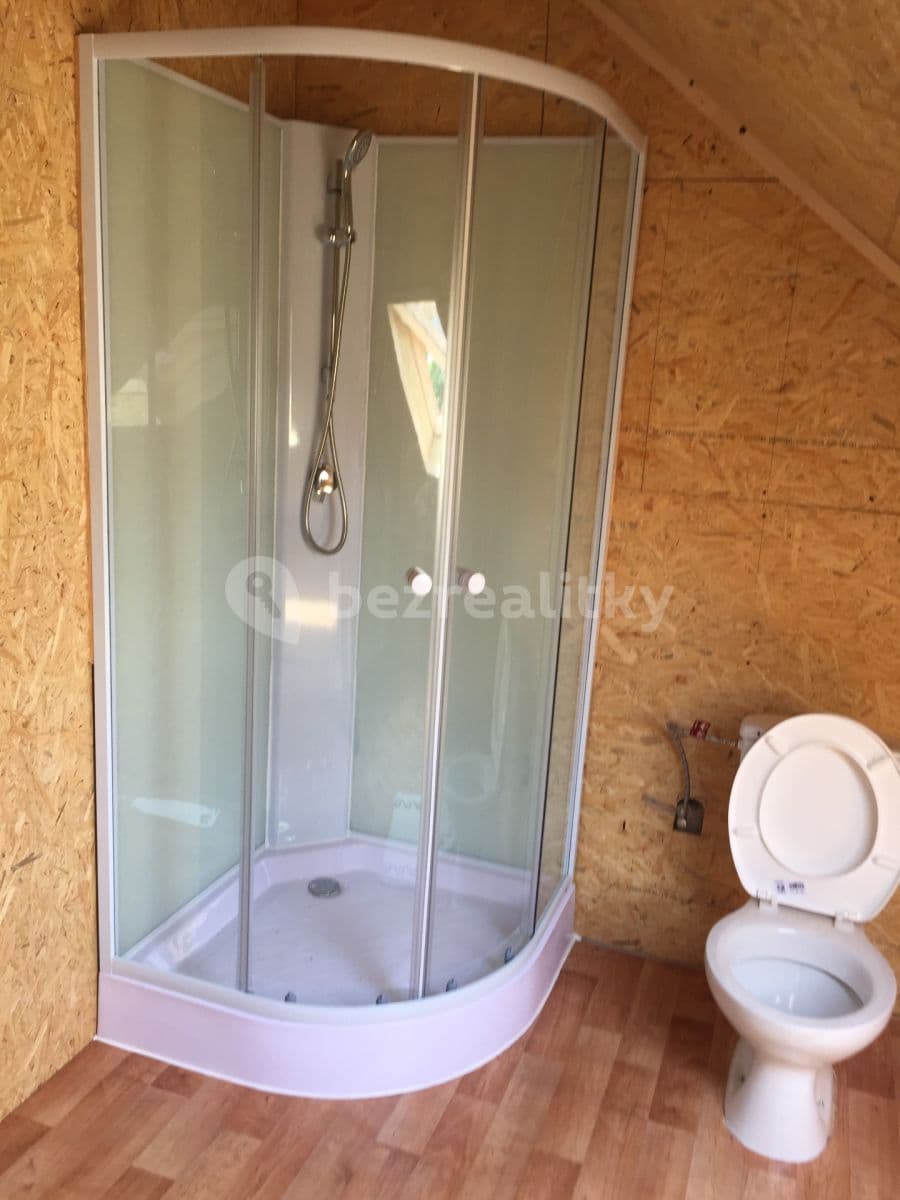 Studio flat to rent, 40 m², Václavské náměstí, Kněževes, Středočeský Region Studio flat to rent, 40 m², Václavské náměstí, Kněževes, Středočeský Region