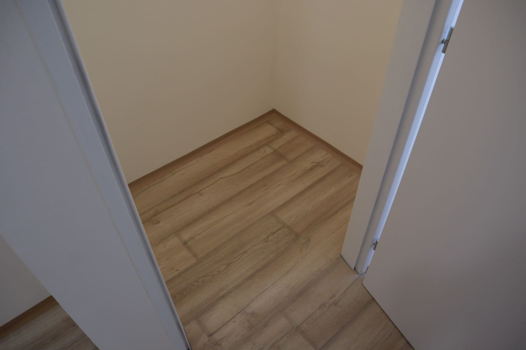 3 bedroom flat to rent, 95 m², Ukrajinská, Prague, Prague 3 bedroom flat to rent, 95 m², Ukrajinská, Prague, Prague