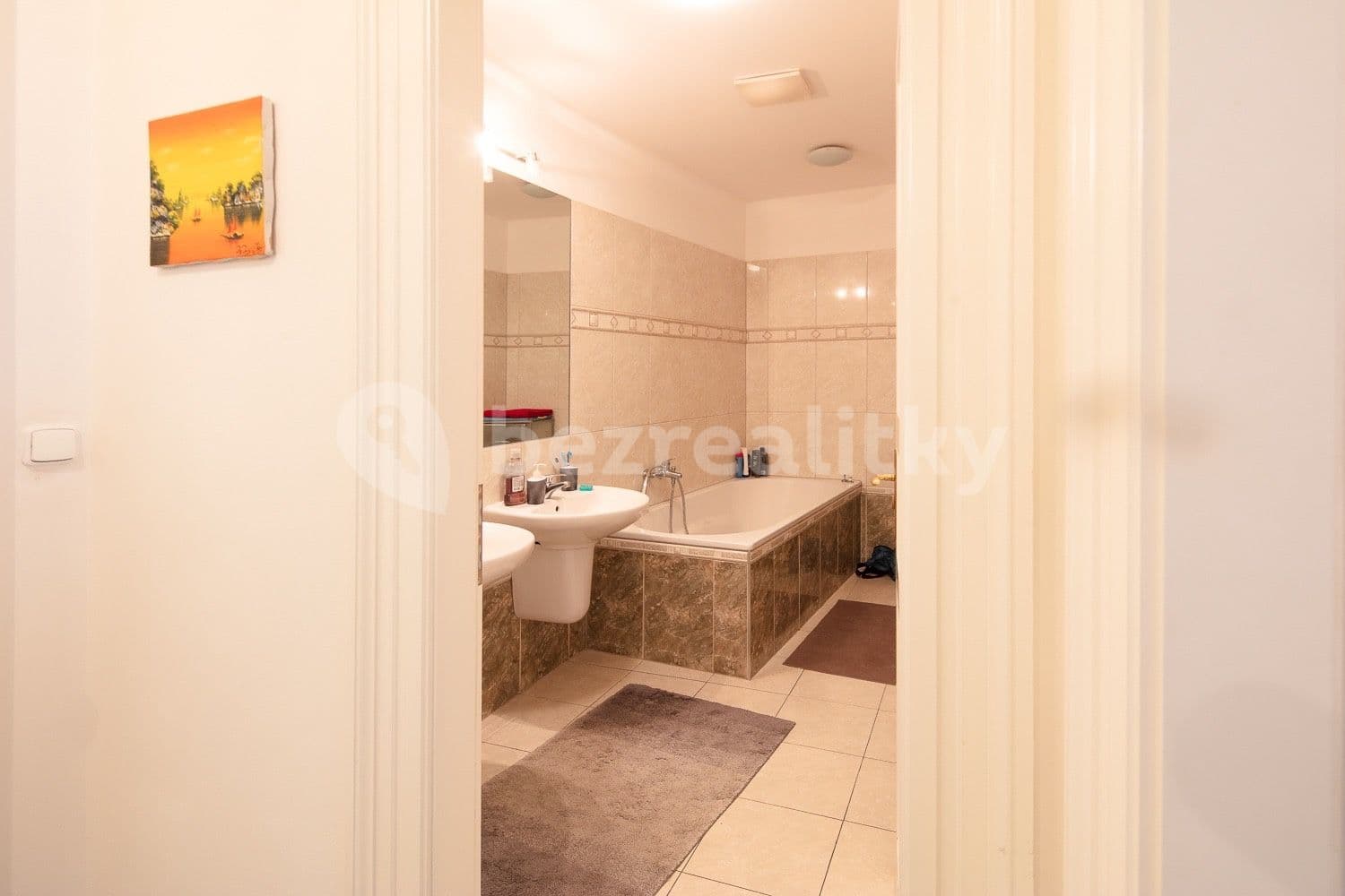 1 bedroom with open-plan kitchen flat to rent, 72 m², náměstí Jiřího z Poděbrad, Prague, Prague 1 bedroom with open-plan kitchen flat to rent, 72 m², náměstí Jiřího z Poděbrad, Prague, Prague