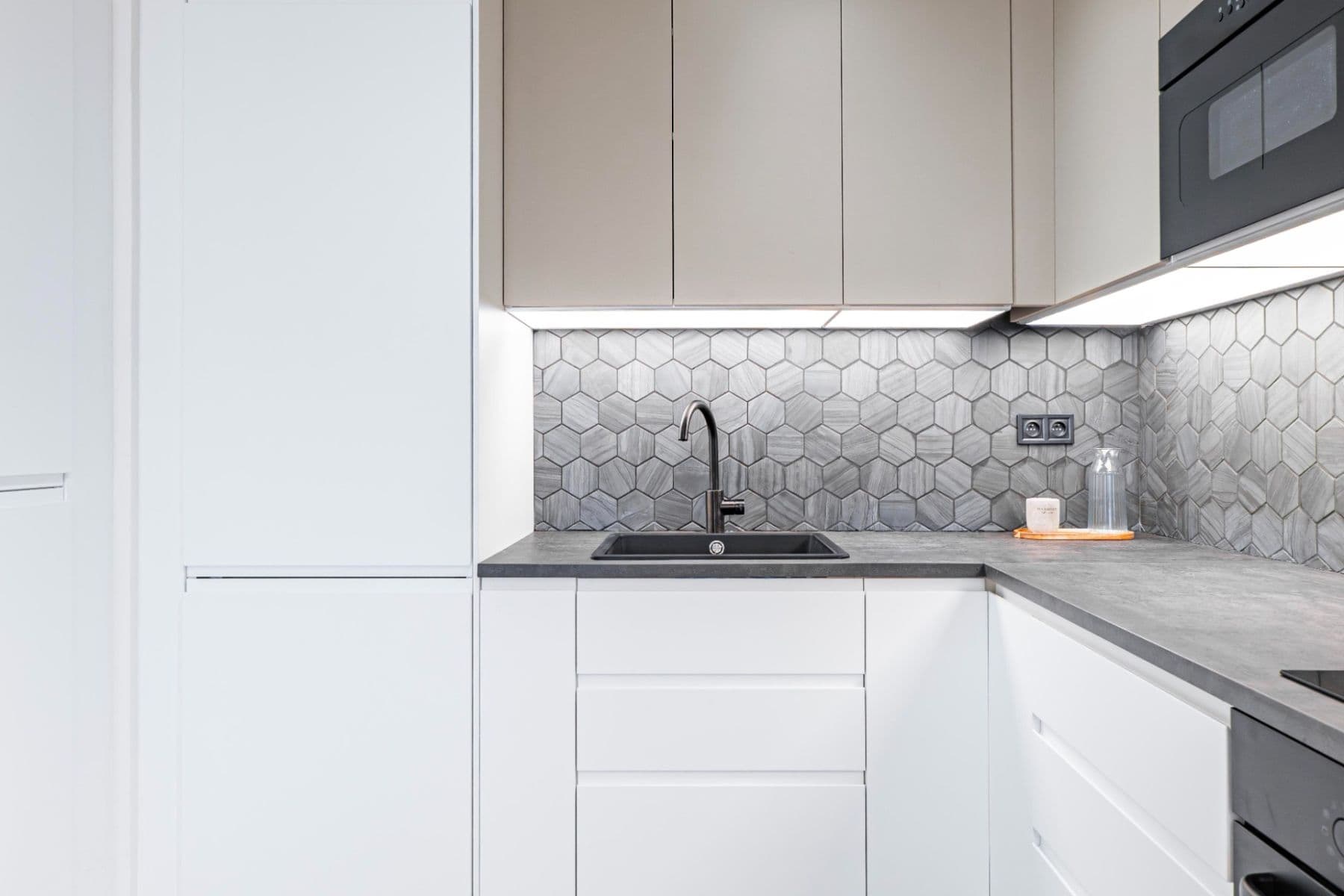 1 bedroom with open-plan kitchen flat for sale, 71 m², Šternberkova, Prague, Prague 1 bedroom with open-plan kitchen flat for sale, 71 m², Šternberkova, Prague, Prague