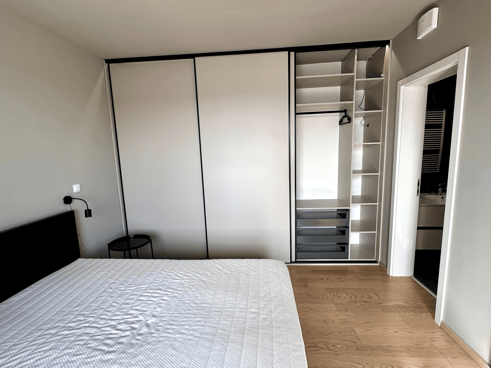 1 bedroom with open-plan kitchen flat to rent, 61 m², U Plynárny, Prague, Prague 1 bedroom with open-plan kitchen flat to rent, 61 m², U Plynárny, Prague, Prague