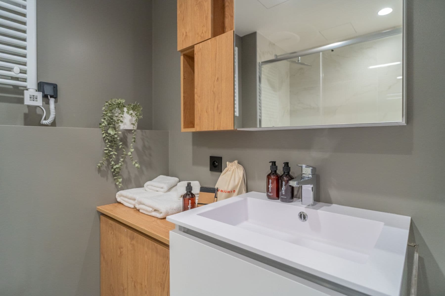 Studio flat to rent, 25 m², Legerova, Prague, Prague Studio flat to rent, 25 m², Legerova, Prague, Prague