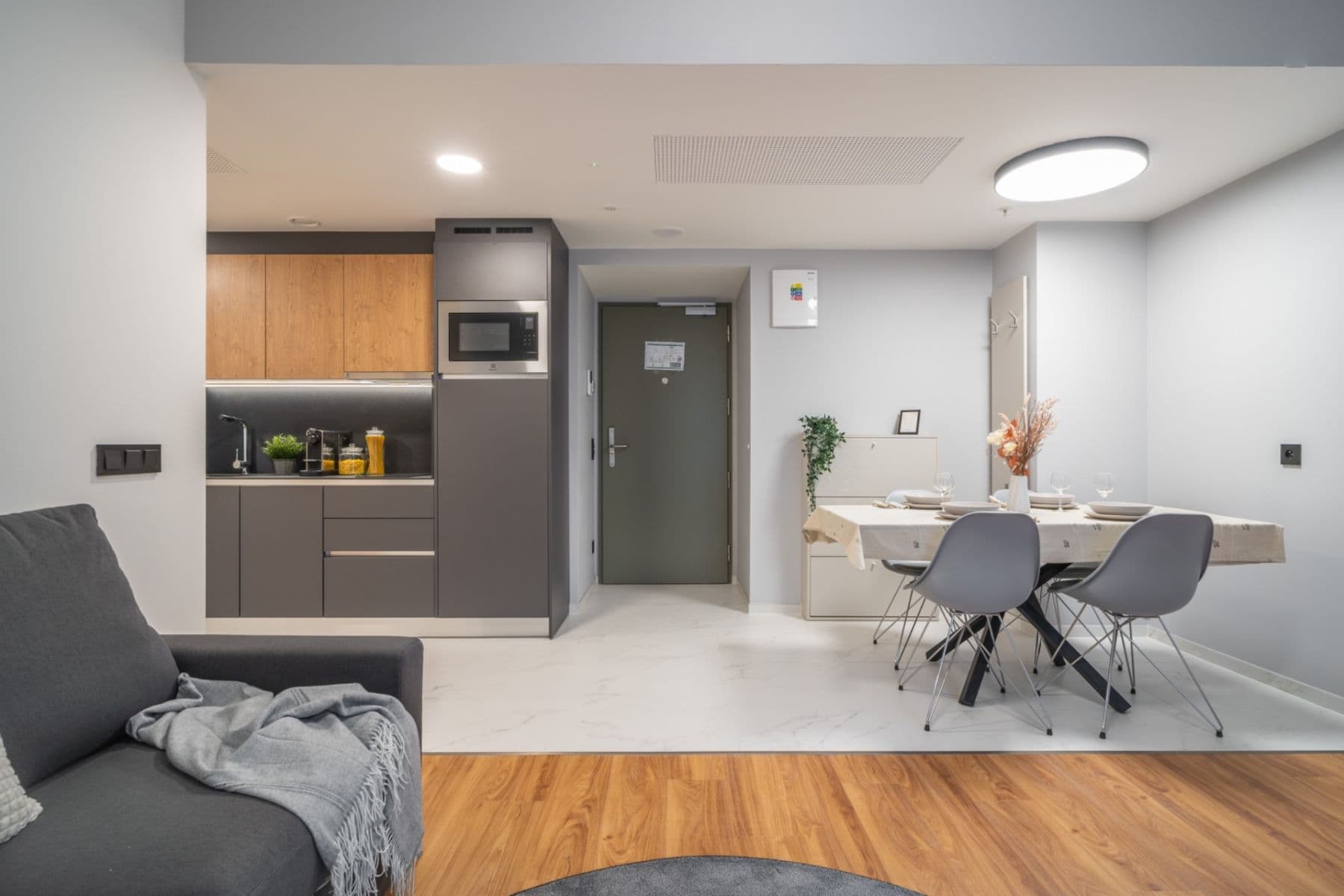 1 bedroom with open-plan kitchen flat to rent, 45 m², Legerova, Prague, Prague 1 bedroom with open-plan kitchen flat to rent, 45 m², Legerova, Prague, Prague