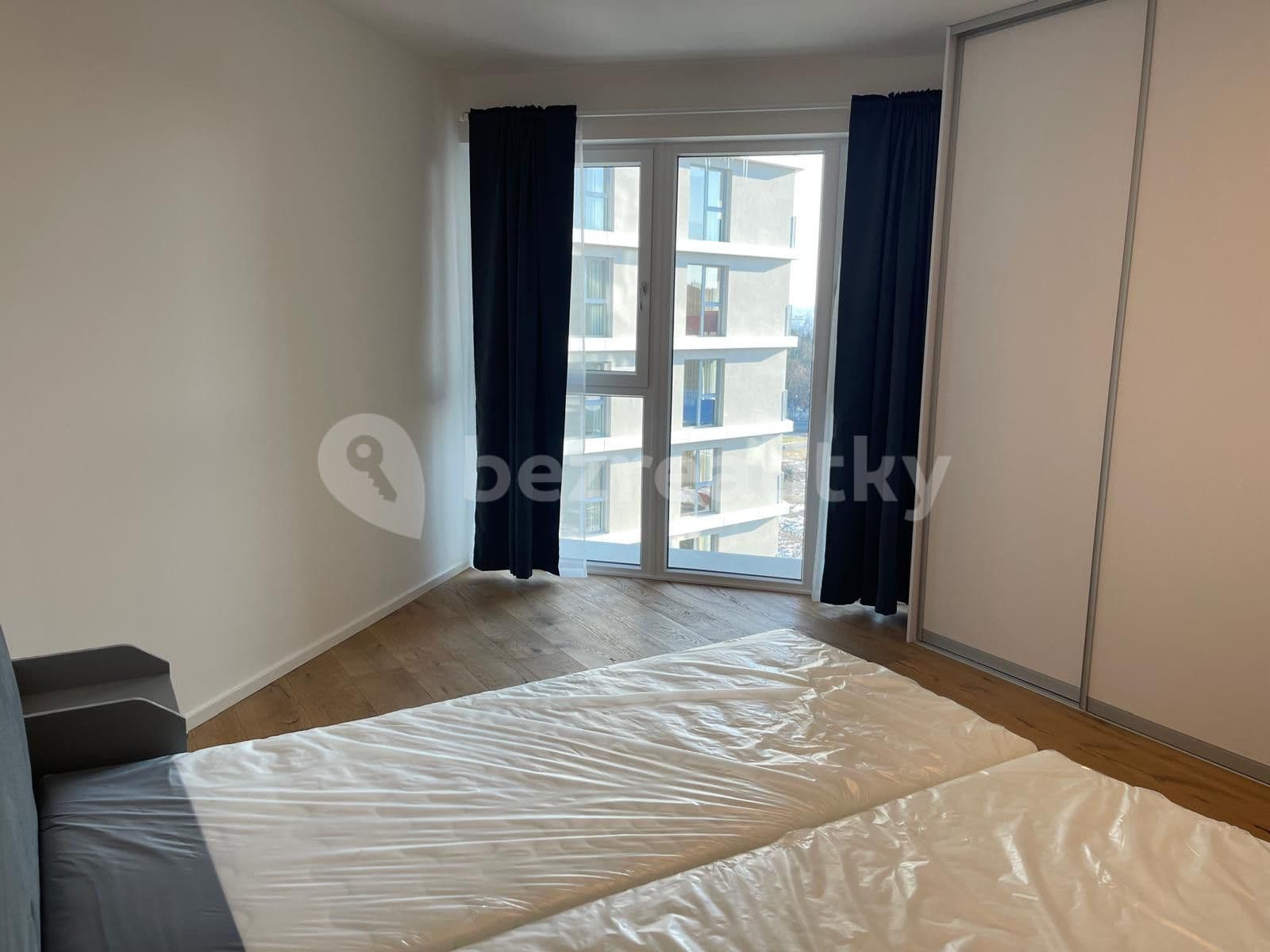 1 bedroom with open-plan kitchen flat to rent, 66 m², Hagiborská, Prague, Prague 1 bedroom with open-plan kitchen flat to rent, 66 m², Hagiborská, Prague, Prague