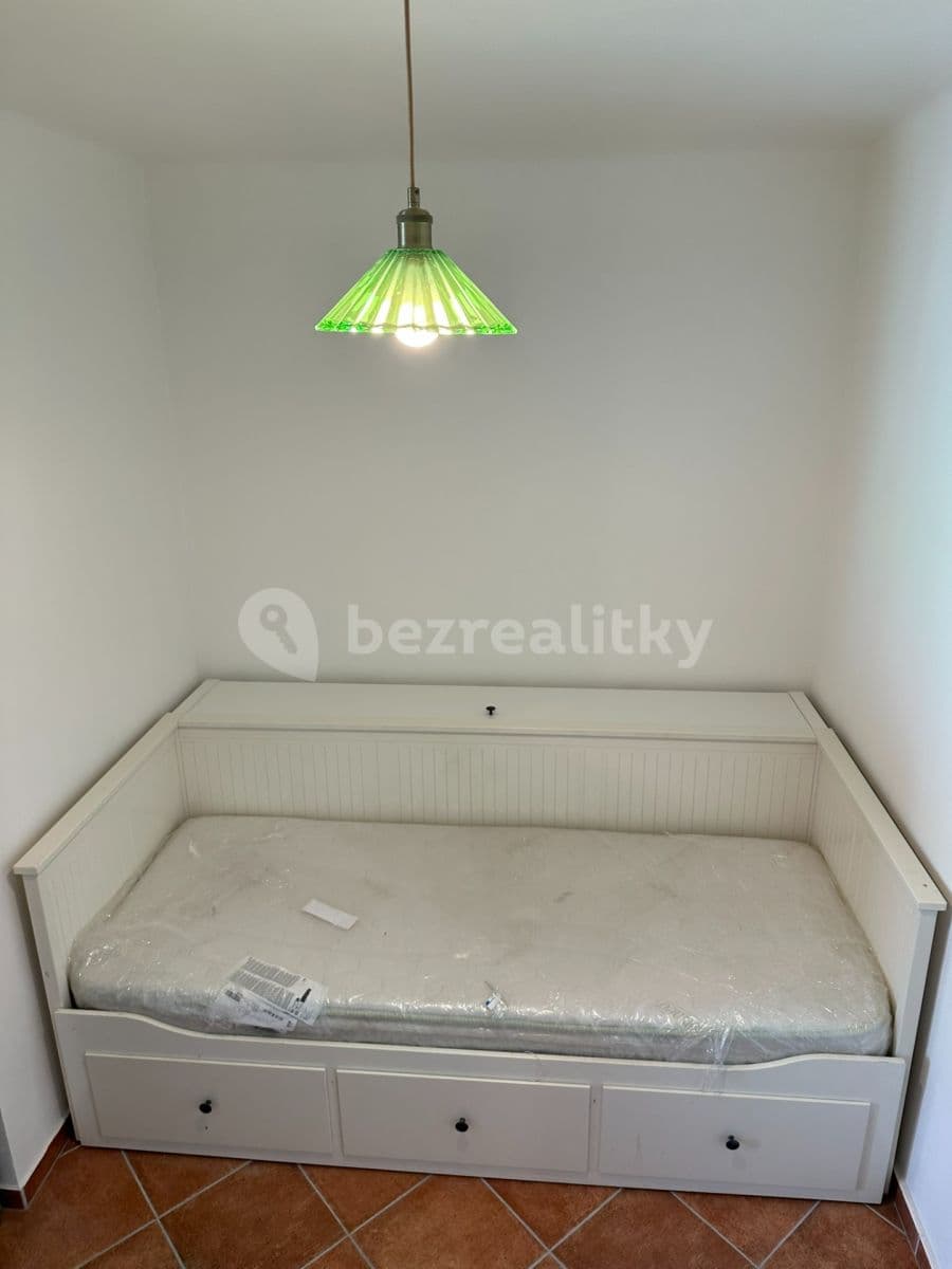 Studio flat to rent, 19 m², Horoušanská, Prague, Prague Studio flat to rent, 19 m², Horoušanská, Prague, Prague