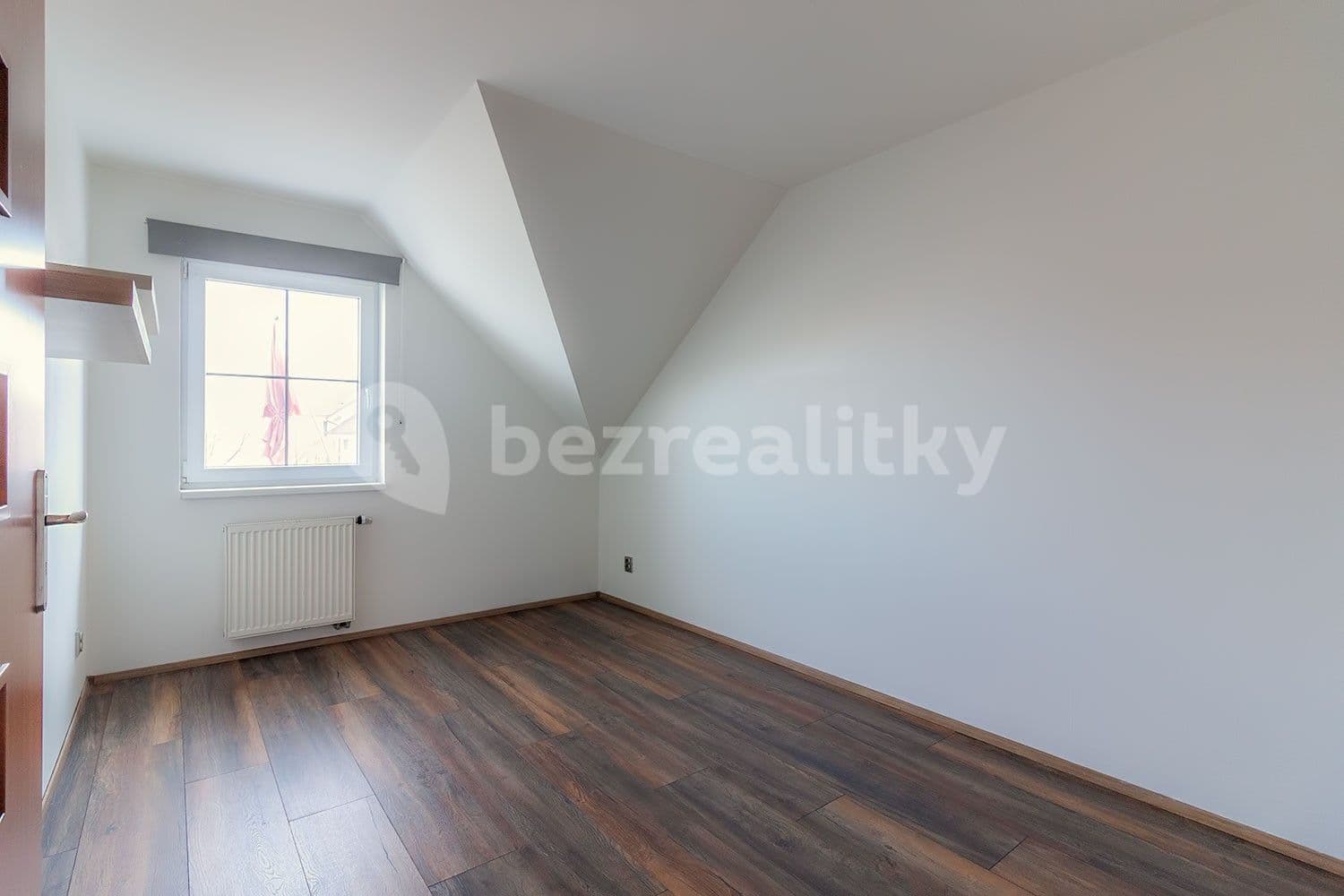 2 bedroom with open-plan kitchen flat to rent, 83 m², Tisová, Holubice, Středočeský Region 2 bedroom with open-plan kitchen flat to rent, 83 m², Tisová, Holubice, Středočeský Region