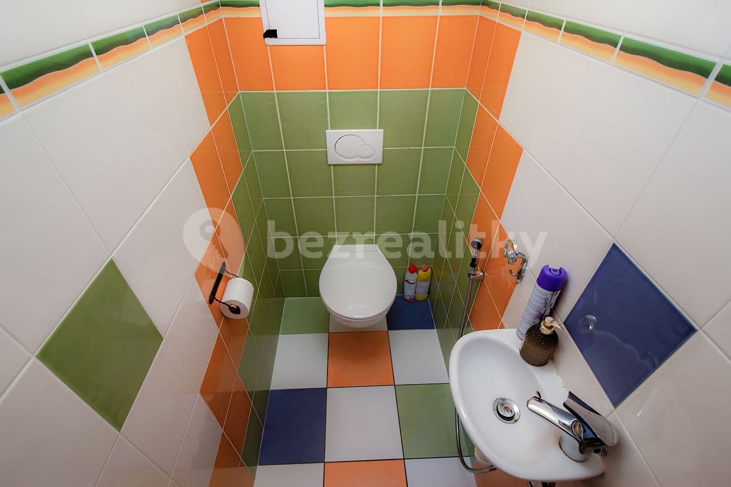 2 bedroom with open-plan kitchen flat to rent, 83 m², Tisová, Holubice, Středočeský Region 2 bedroom with open-plan kitchen flat to rent, 83 m², Tisová, Holubice, Středočeský Region