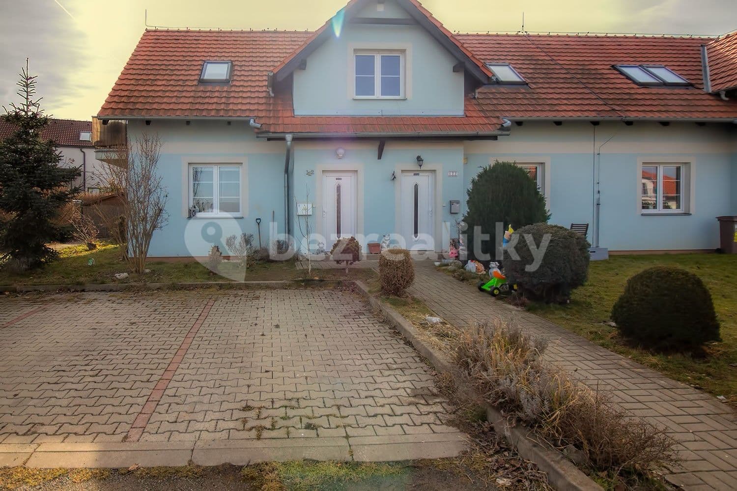 2 bedroom with open-plan kitchen flat to rent, 83 m², Tisová, Holubice, Středočeský Region 2 bedroom with open-plan kitchen flat to rent, 83 m², Tisová, Holubice, Středočeský Region