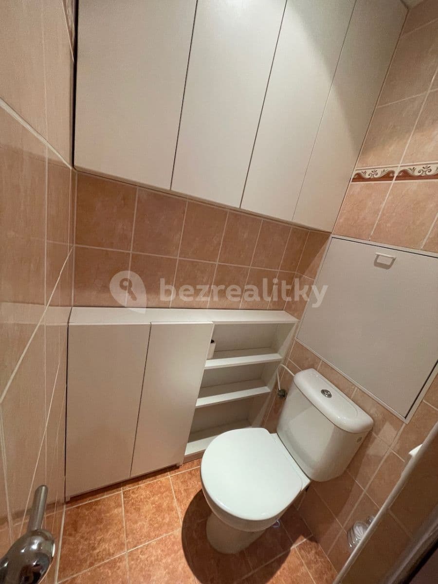 Studio flat to rent, 34 m², Mařatkova, Prague, Prague Studio flat to rent, 34 m², Mařatkova, Prague, Prague