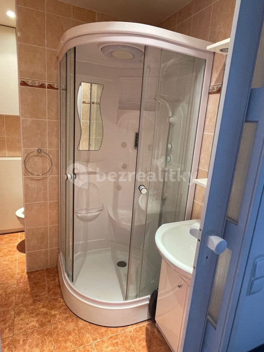 Studio flat to rent, 34 m², Mařatkova, Prague, Prague Studio flat to rent, 34 m², Mařatkova, Prague, Prague